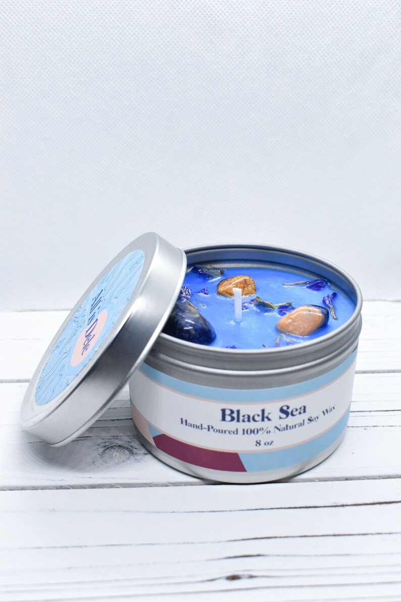 Black Sea Scented Natural Soy Wax Candle 8 Oz Crystal, Botanical /& Herb Garnished