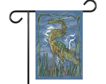 Gator - Garden Flag/House Banner - Natural World Collection - Homeowners/Housewarming/Wedding Gift/Seasonal Decor/Beach & Lake House Decor