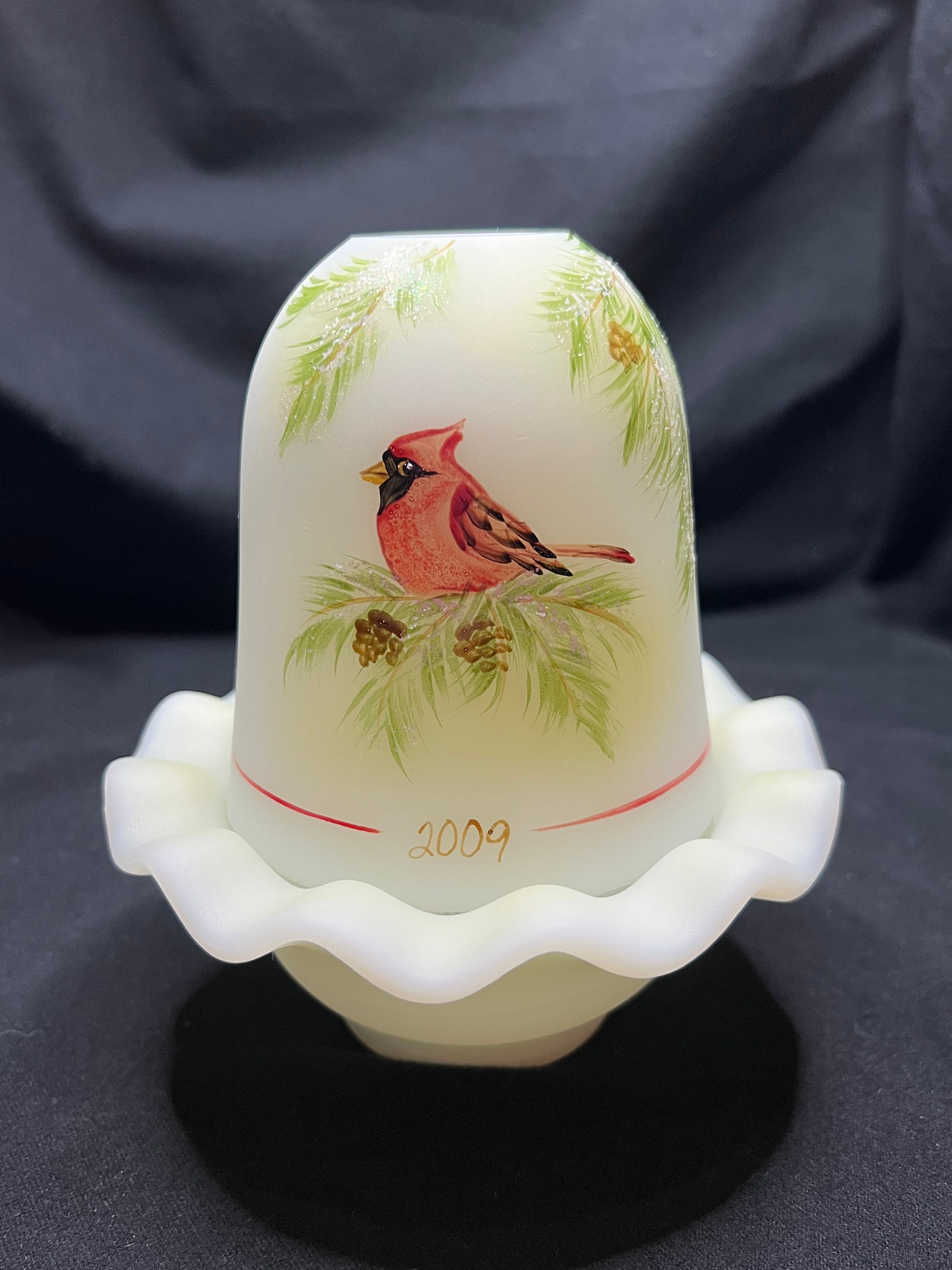 LARGE Fenton Louise Piper Bell 1983 Very Detailed 