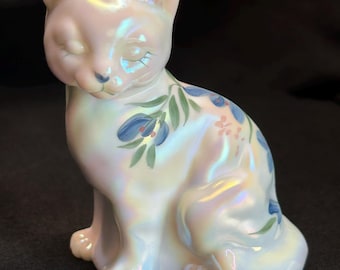 FENTON 眠猫 Fenton Sleeping Cat-Iridescent Pink Rose Peach Satin Hand