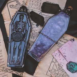 Draught of living death, colour changing potion, Magical potion bottle, creepy aesthetic Memorabilia