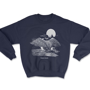 Vintage Loon Graphic Crewneck Sweater: Retro Canada Style