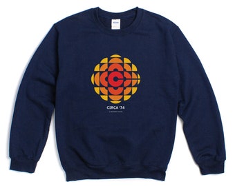 Sweat-shirt classique avec logo CBC 1974 classique, pull unisexe Crewneck, logo vintage CBC Crewneck, 1974 CBC, marchandise rétro cbc, cadeau vintage