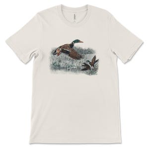 Mallard Duck T-shirt , Nature Duck Apparel , Wilderness T-shirts , Nature Vintage Mallard Shirt , Unisex Fit Tee, Meme Animal T-shirts Men