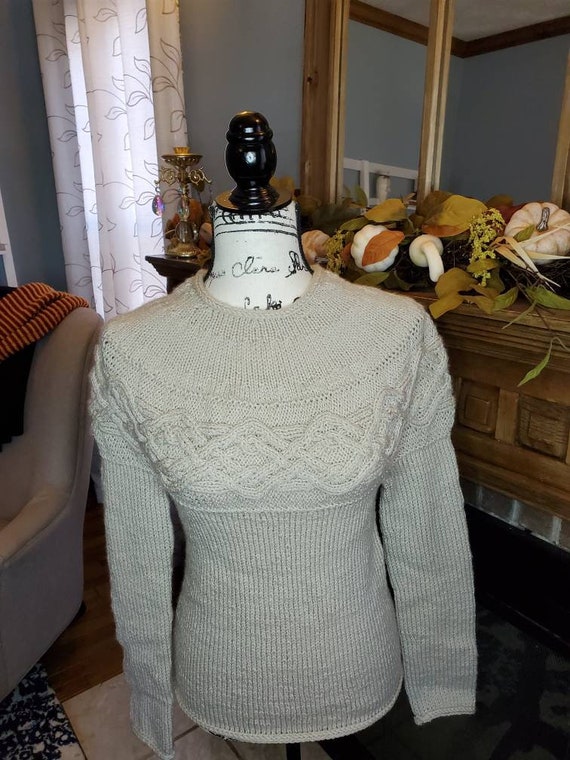 Cozy Cabled Sweater, Fall Sweaters, Cozy Fall Sweater, Thanksgiving Sweater, Sweater for Family Pictures, Cabled Knit Sweater, Warm Sweater