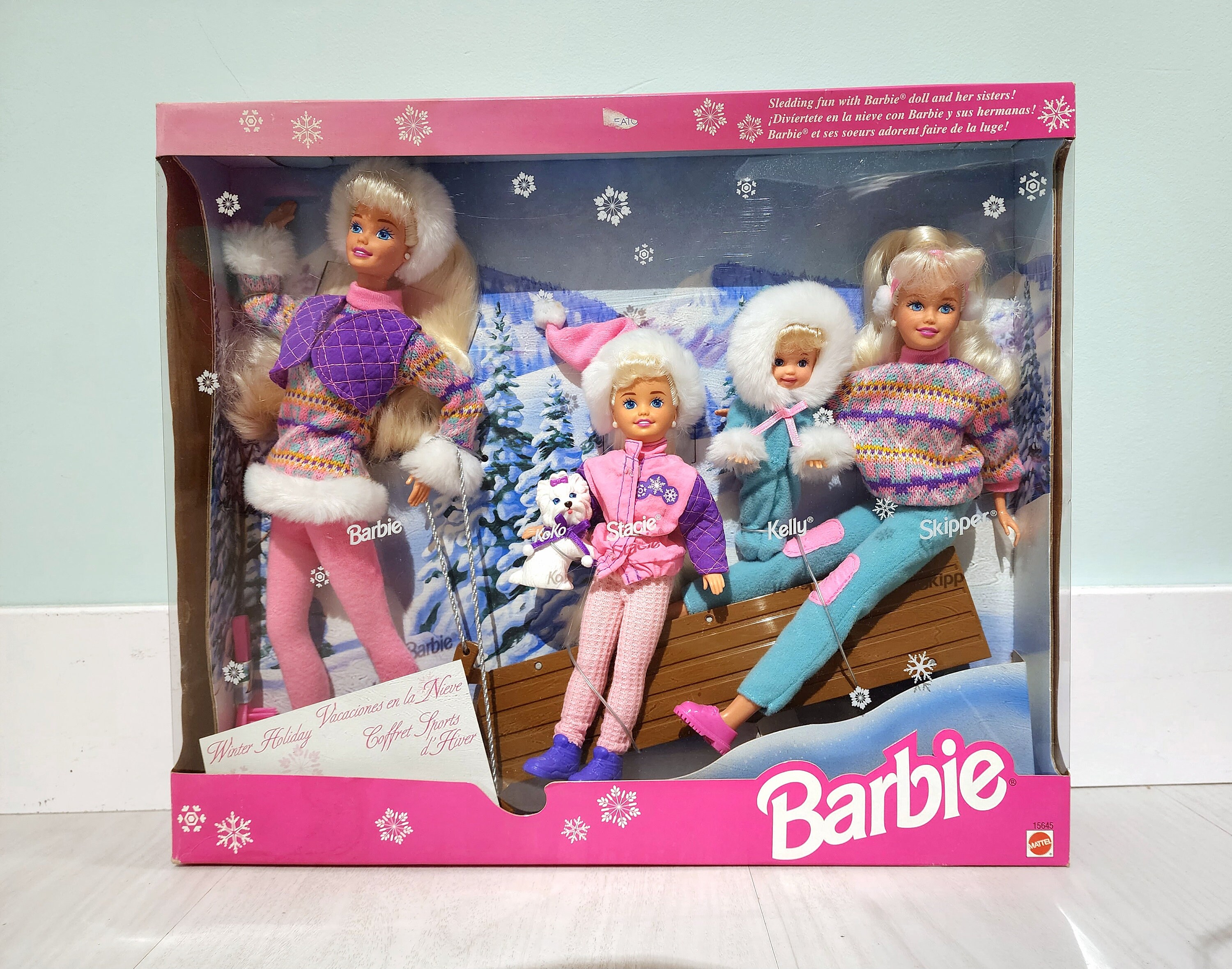 Barbie Winter Holiday Sledding Fun With Barbie and Her Sisters