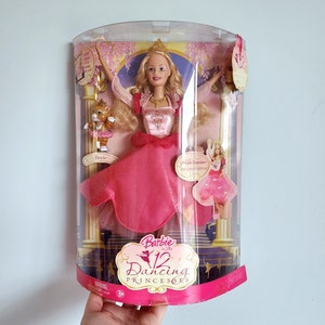 Barbie 12 Dancing Princesses Genevieve Doll: Collectible, New in Box