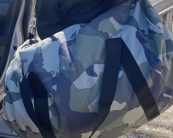 Travel, BEARLY GREEN CAMOU Duffle Bags