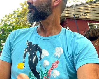ArtPop, DARK SEAMAN Gay Graphic T-shirts