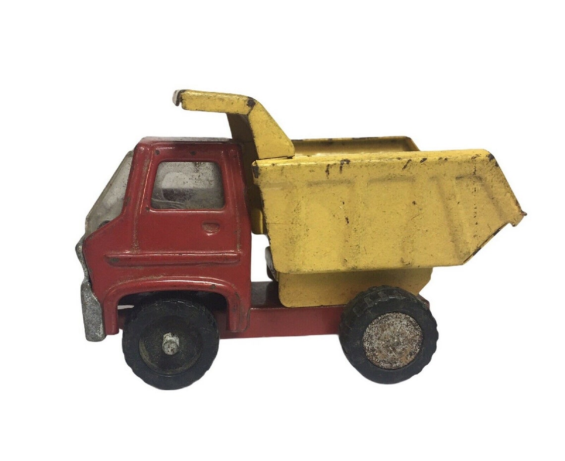 1960's Vintage Louis Marx Toy Dump Truck Red and Yellow Etsy