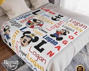 Manta Sherpa personalizada de Disney Cruise con el nombre de Mickey Mouse