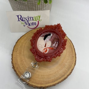 Cruella Deville Badge Reel / Disney Villains Badge Reel / ID Holder / 101 Dalmatians Badge Reel