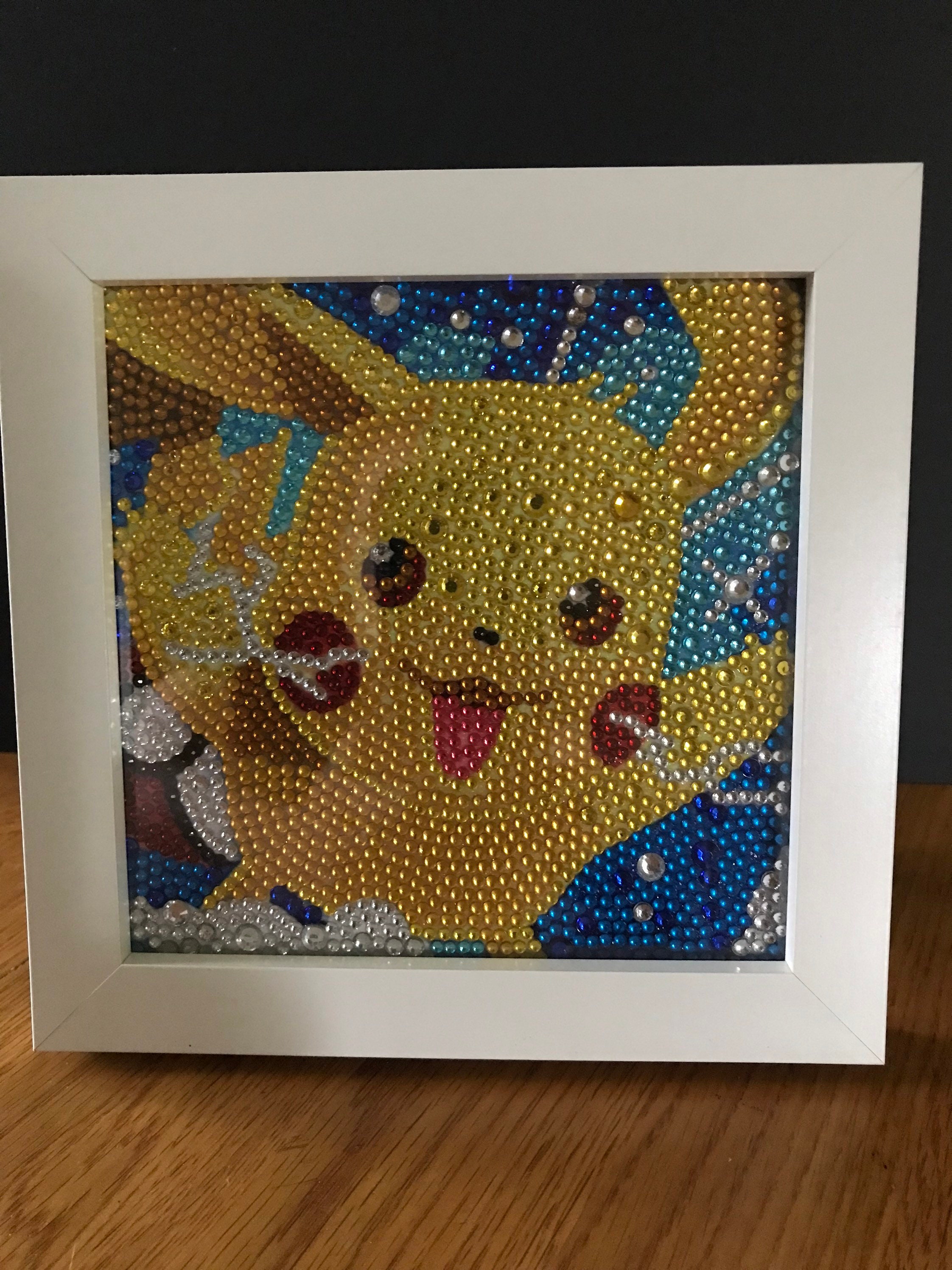 Kit Pintura com Diamantes  Chaveiro Desenho Animado Pikachu 7,5x7