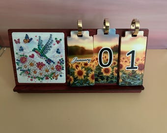 Hummingbird Rhinestone desk calendar