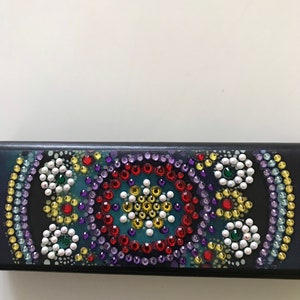 Estuche para gafas con mandala de diamantes de imitación