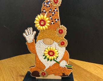 Sunflower gnome diamond art
