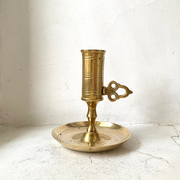 Vintage brass adjustable candlestick - Candle holder with ejector