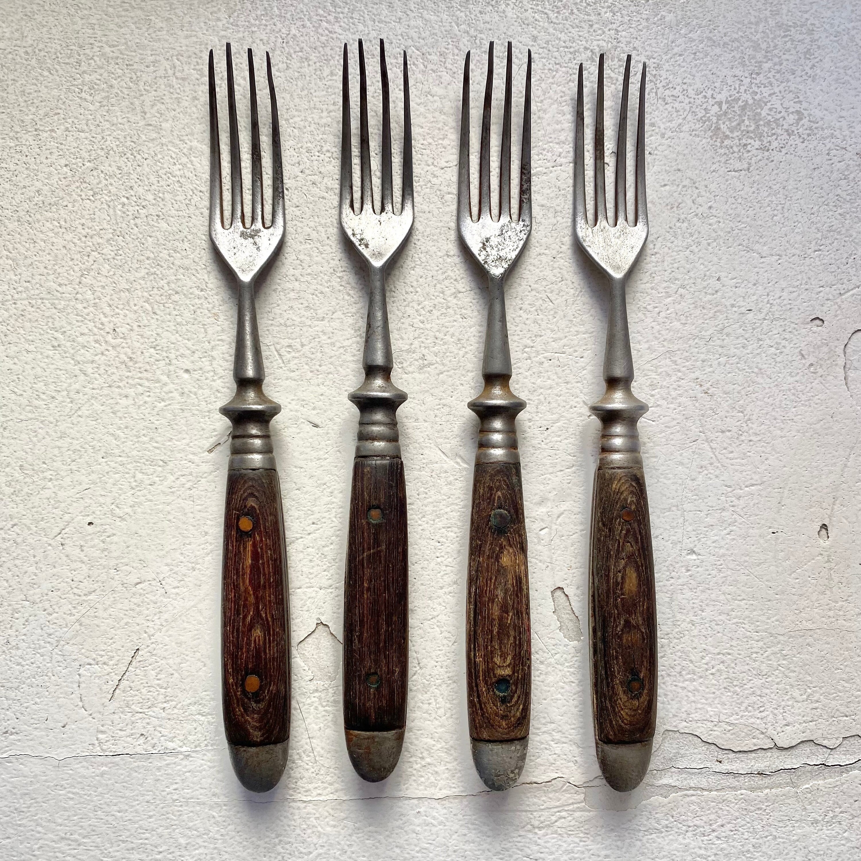 Rustic Wood Handle Stainless Steel Silverware Set – Hadley