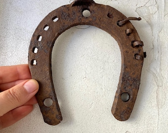 Antique Wrought Iron Horseshoe: Rustic Farmhouse Decor