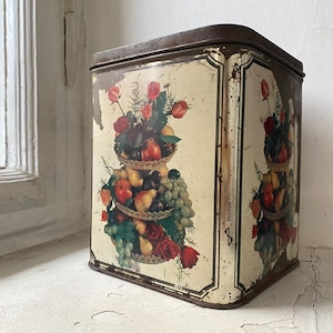 Vintage tin container with fruit and flower design Vintage tin canister Large tin container Large kitchen container Vintage kitchen decor