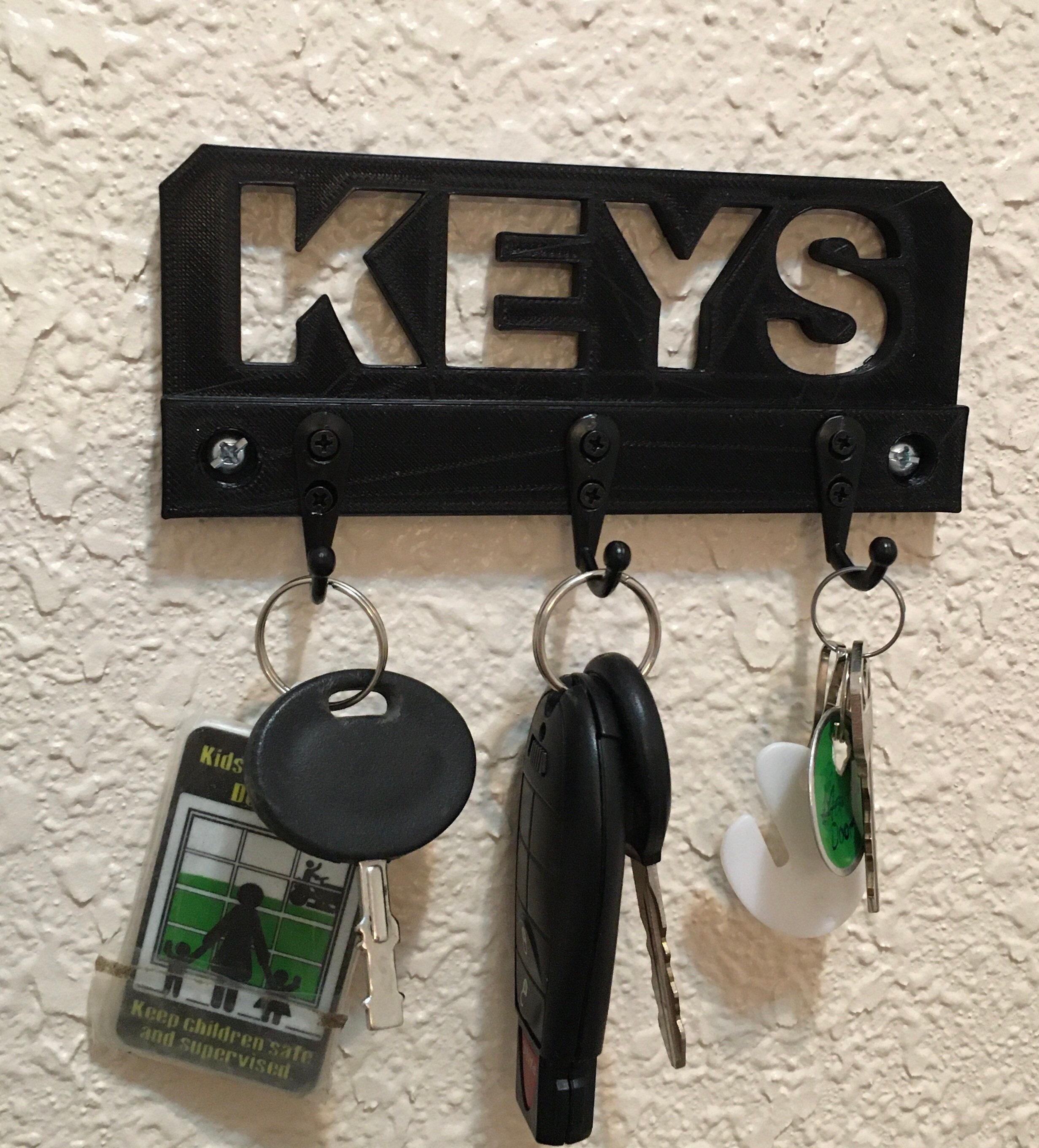 3D Printed Wall Mount Key Hanger Holder with 3 metal hooks. Etsy
