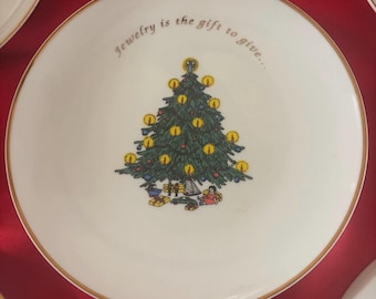 Weihnachtsteller BC Clark Limited Edition, Größe 8,5 Zoll. Eine tolle Ergänzung für jede bestehende Sammlung oder als Geschenk.