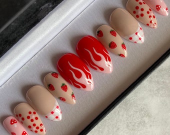 Strawberry Picnic - Press-on Nails