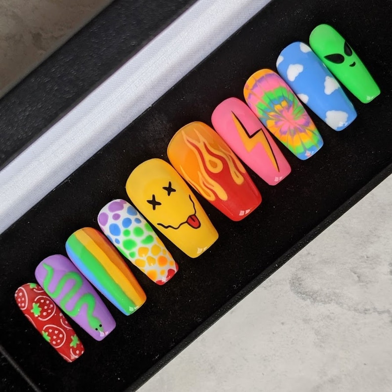 Hippie Vibes - Press-on Nails 