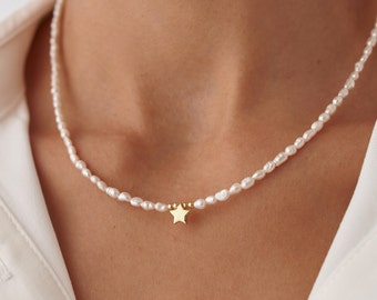 Pearl Necklace with Gold , Love Necklace, Freshwater Pearl Pendant, Pearl Pendant with Star Charm, Christmas Gift for Her