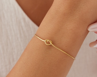 14K Gold Knot Bracelet, Love Knot Bangle, Promise Bracelet, Gold Filled Bracelet, Bridesmaid Bracelet, Thin Gold Bangle, Friendship Bracelet