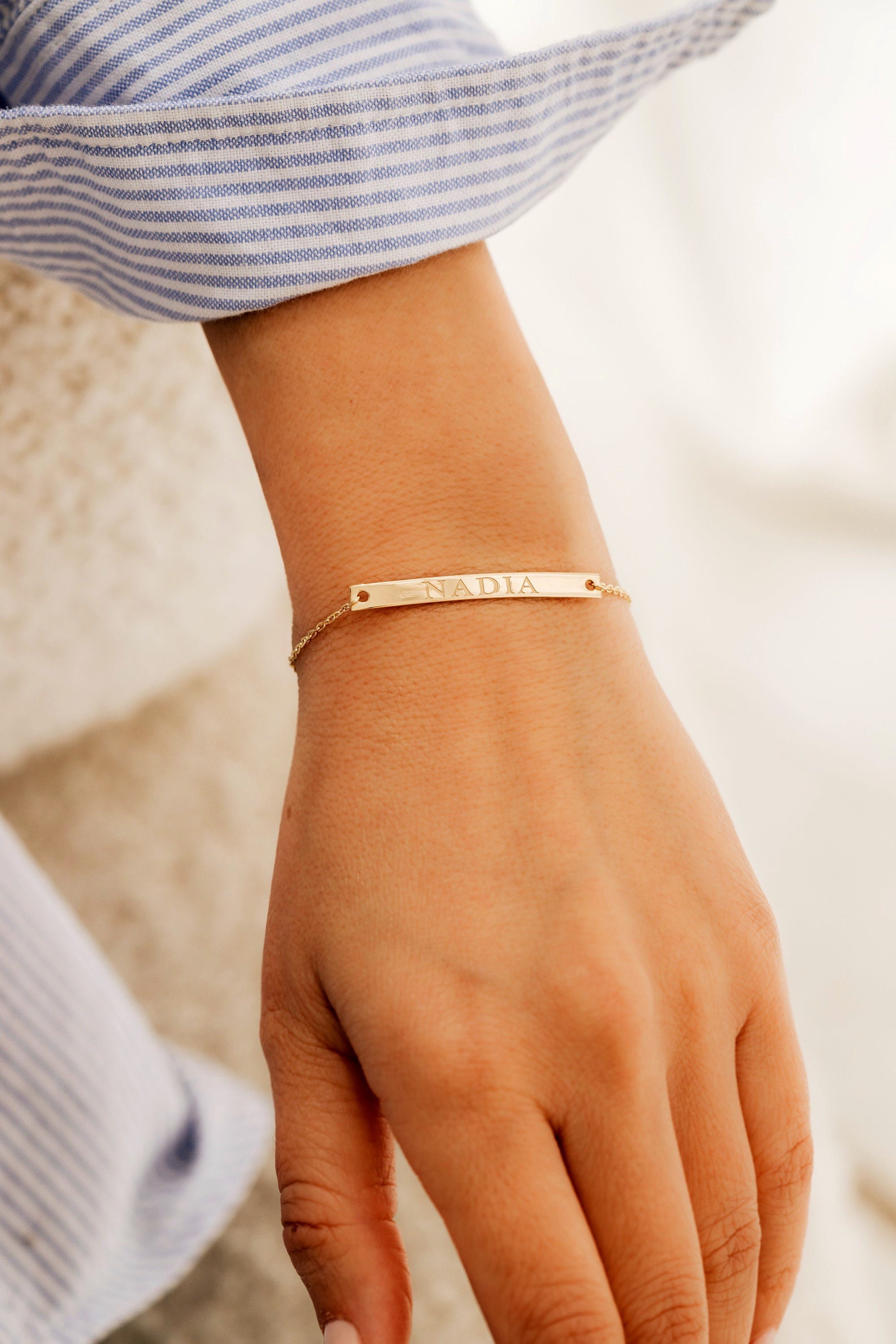 Antidote Buyers Club / Engraved Box Crasp Bracelet