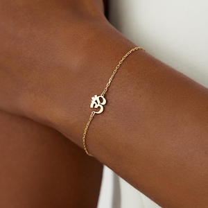 Om Bracelet – 18K Gold Filled Sterling Silver Spiritual Bracelet, Yoga Teacher Gift, Symbolic for Buddhist Friend, Mom Gifts