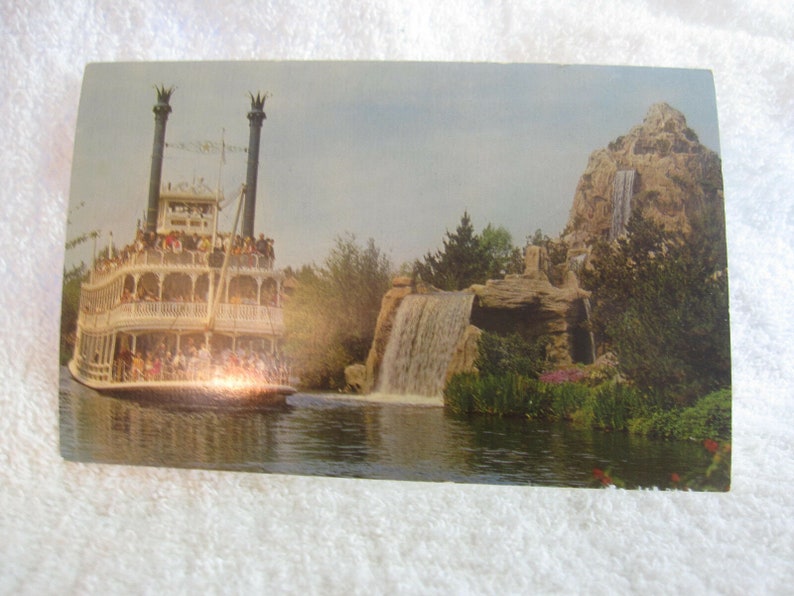 Details about   Vintage Postcard Unposted Walt Disney World FL Mark Twain Boat Cruising River