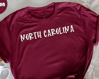 T-shirt della Carolina del Nord, , T-shirt della Carolina, Regalo della Carolina del Nord, Stato della Carolina del Nord, Regali di viaggio della Carolina del Nord, Abbigliamento della Carolina del Nord