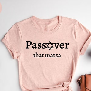 Pesach dat maza T-shirt, Seder Matzah, Joods T-shirt, Pesach Seder Food, Matzah Ball Gifts, Matzah Kosher, Funny Pesach T-Shirt,