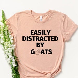 Camisa de cabras - Amante de cabra - Camiseta de cabra - Amante de animais - Camisa de fazenda - Vida no celeiro - Vida na fazenda - Presente para proprietário de cabra - Mãe de cabra - Camiseta de cabra