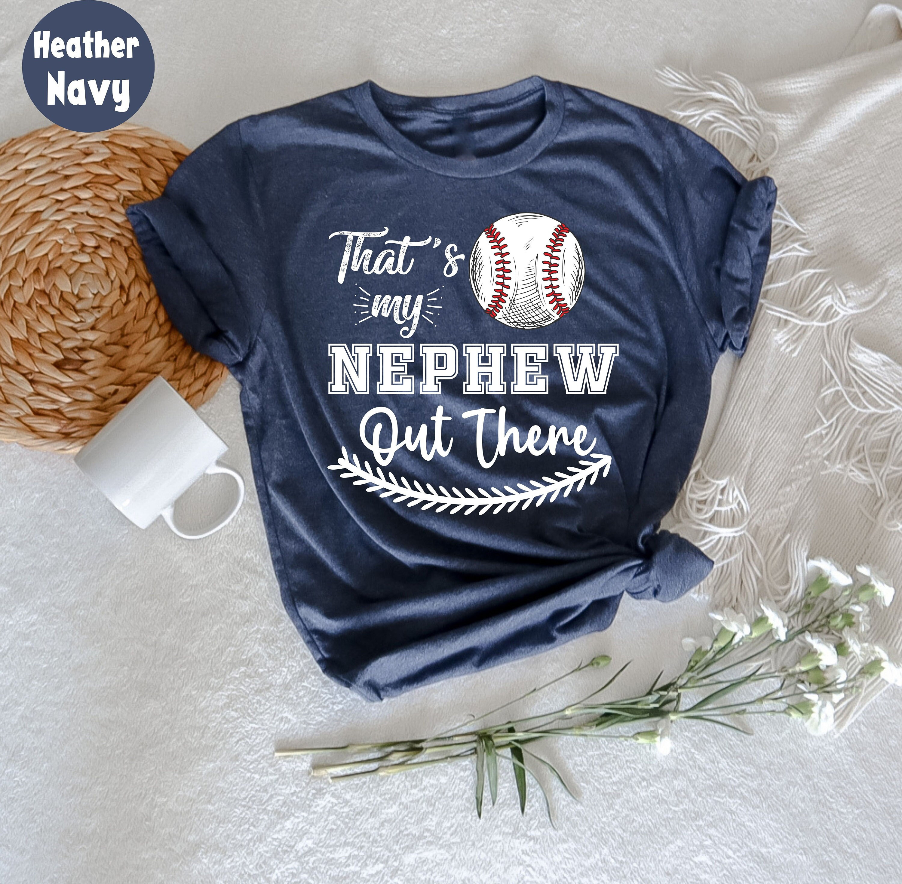 「That's My Nephew Out There」Tシャツ、野球おばさんTシャツ、かわいい野球ギフト、おばさんの母の日、野球ママ、おばさんへの野球ギフト