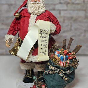 Fabriche Santa mit frechen und schönen Liste