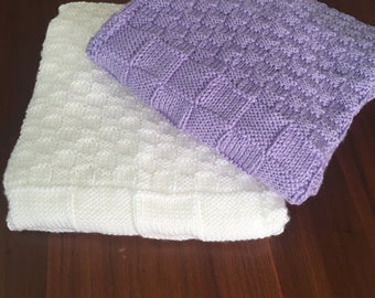 Handknit baby blanket lavender/white