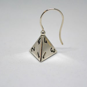 DnD D4 Earings Sterling Silver 925 or Gold K14/K18