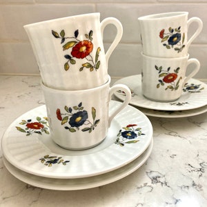 8 Piece Discontinued Richard Ginori Daisy Flower Italy Demitasse Espresso Cups Saucers White Ribbed Woven image 1