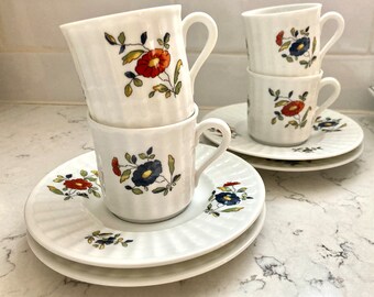 8 Piece Discontinued Richard Ginori Daisy Flower Italy Demitasse Espresso Cups Saucers White Ribbed Woven