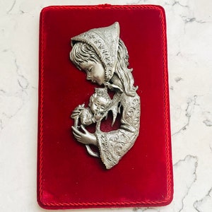 Vintage French Pewter Collectables artistic 3D Figurine Mom and Child Red Velvet Wall Plaque