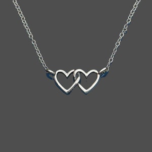 Best Friends_Sterling Silver Linked Heart 18in Dainty Necklace