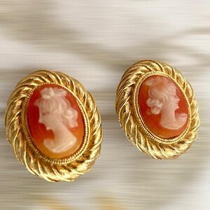 Vintage Pair of Cameo Clip on Gold Tone Earrings