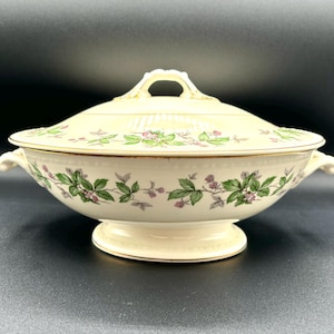 Vintage Homer Laughlin Eggshell Georgian Greenbriar Oval Vegetable Bowl with Lid