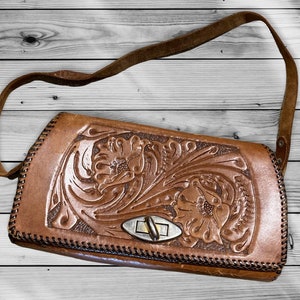 Vintage Boho Brown Leather Floral Tooled Shoulder Bag/Purse