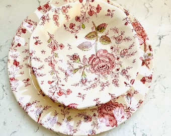 4 Piece Vintage Johnson Bros Rose Chintz 3 Cereal / Soup Bowl Ivory White Pink Roses and One Dinner Plate
