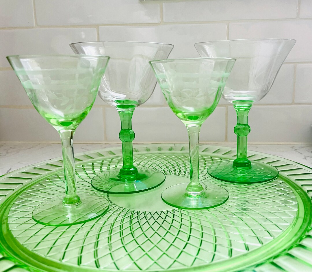 5 Piece Set of Rare Macbeth Evans 13 Diamond Lattice Vaseline Cake