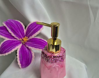 Soap dispenser